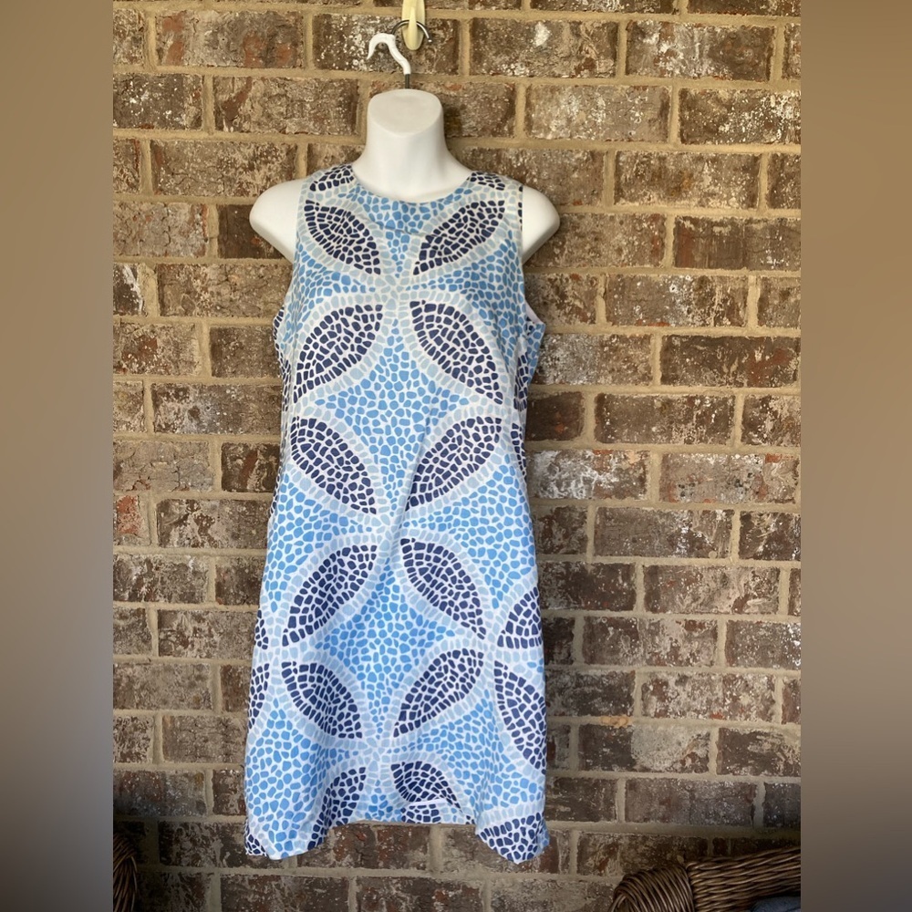 Perfect Summer Island Company classic linen shift dress Size Medium Minimalist